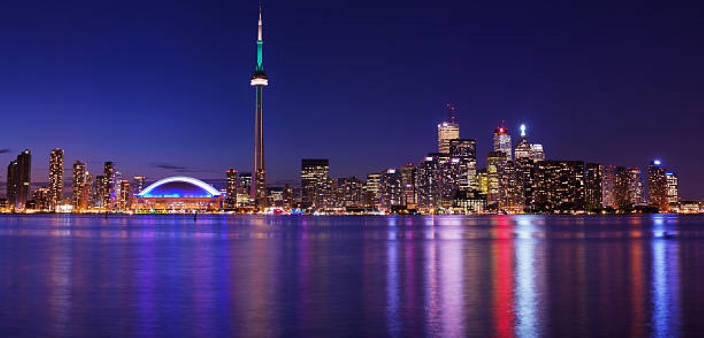 What to do in Toronto at night
